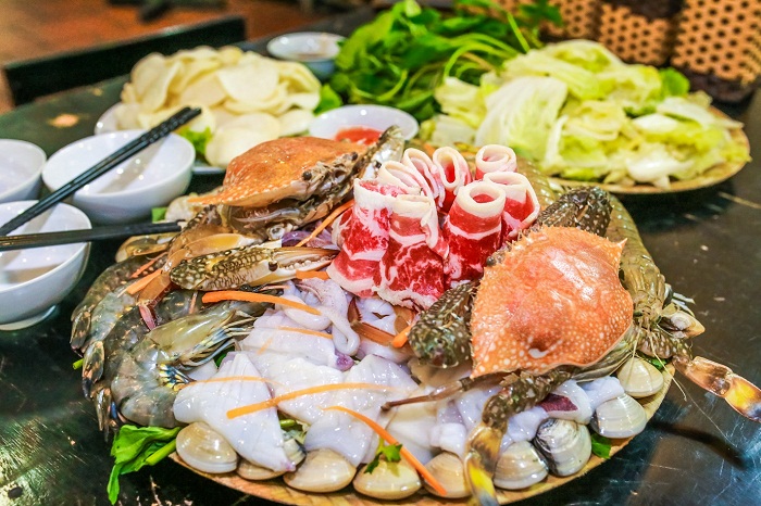 quán hải sản bình dân ở sài gòn