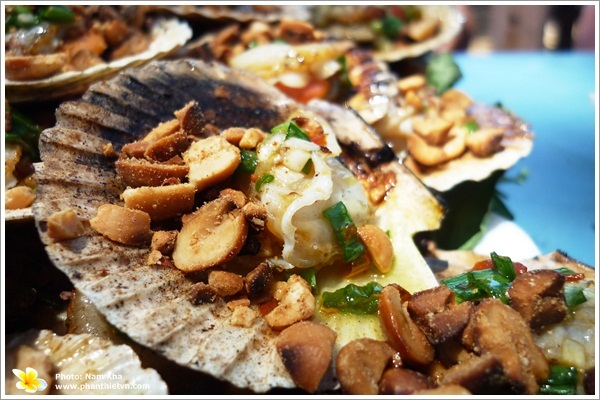 sò điệp nướng mỡ hành