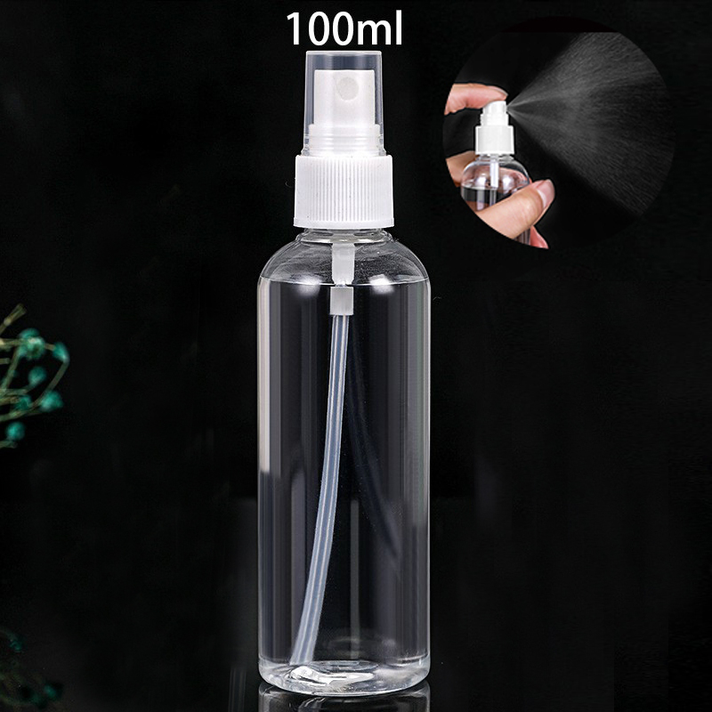 Nên dùng các loại bình xịt mini thay vì tưới trực tiếp nước