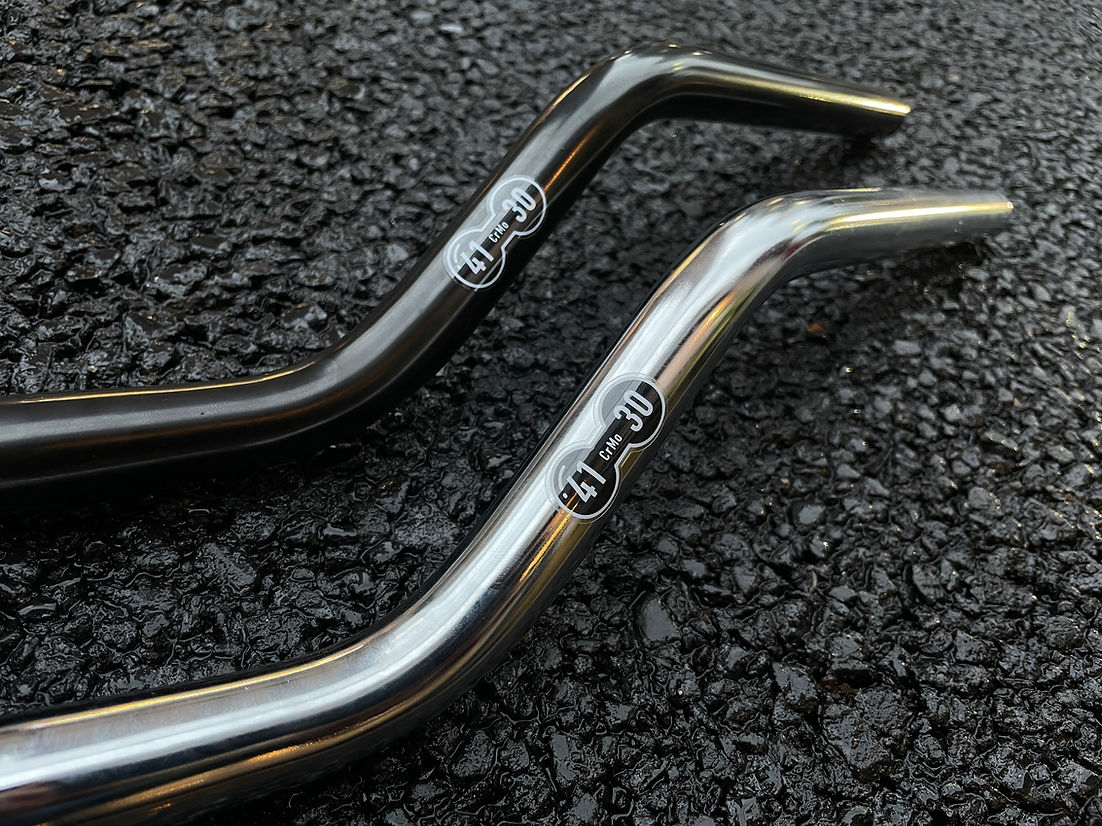 Ghi Đông Xe Đạp Magic Components "WORMBAR" 25.4 x 780mm