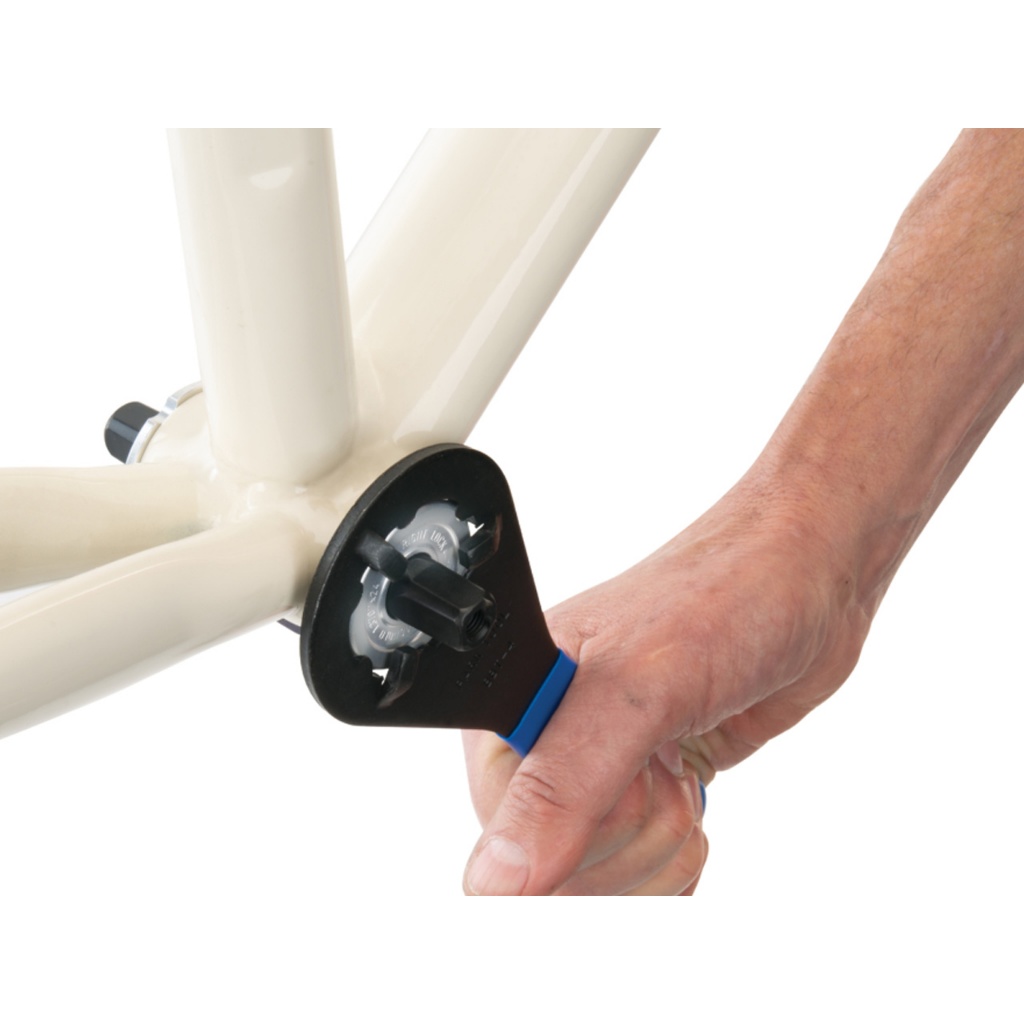 Park Tool BBT-4 | Bottom Bracket Tool - 6 Notch
