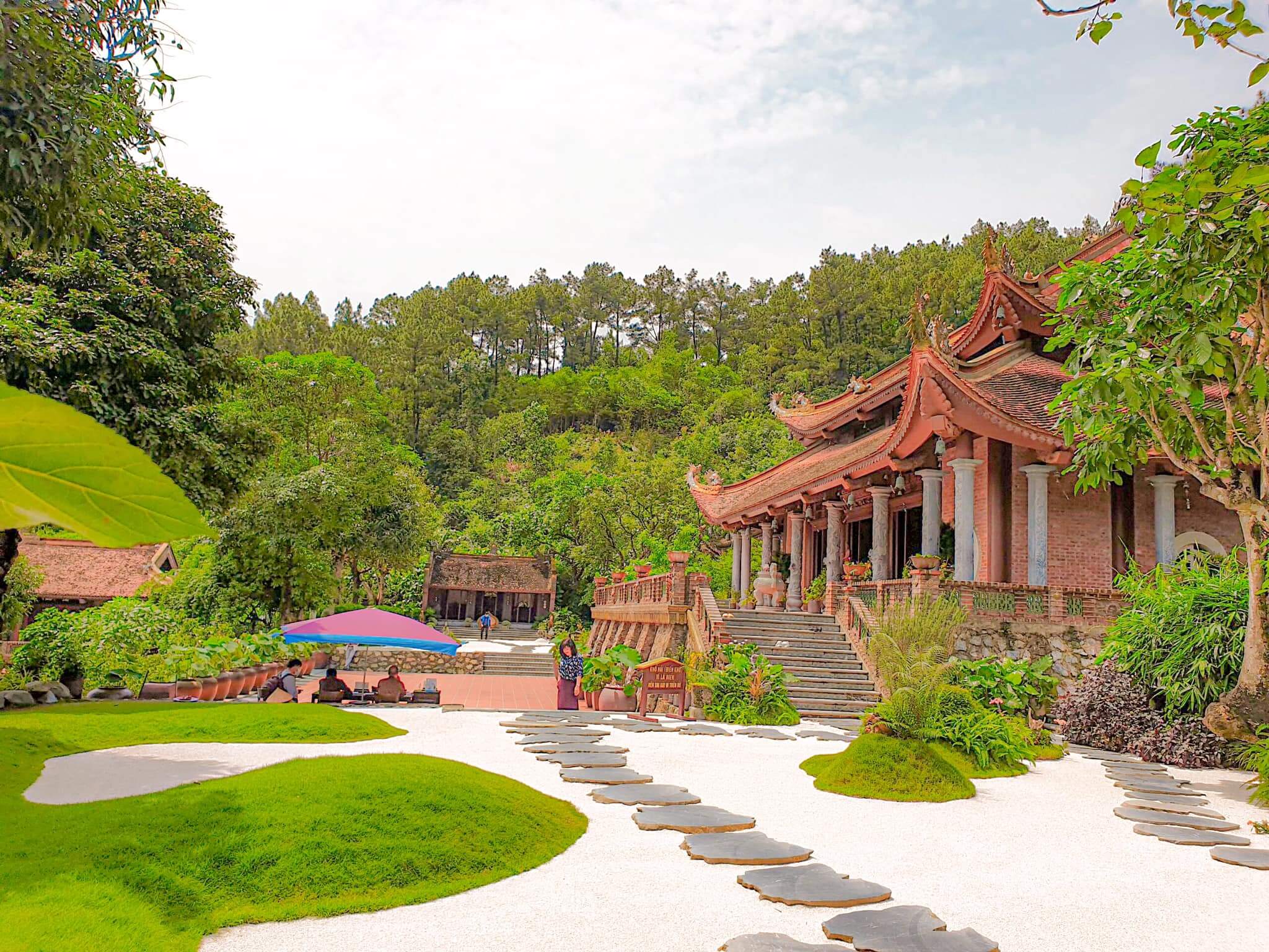 Tour Địa Tạng Phi Lai Tự – Chùa Cây Thị – Thung Ui 1 Ngày