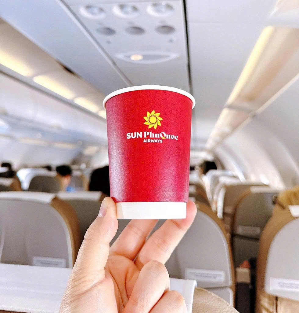 Vé máy bay Hà Nội – Phú Quốc khứ hồi chỉ từ 2.350.000đ | Tặng vé cáp treo Hòn Thơm trị giá 750K