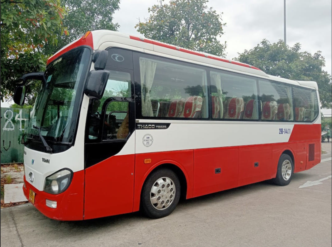 Thuê Xe Du Lịch 34 Chỗ Tại Hà Nội – Xe Mới, Tiện Nghi, Giá Ưu Đãi