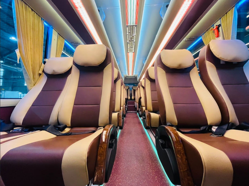 Thuê Xe Du Lịch 29 Chỗ Tại Hà Nội – Xe Đời Mới, Giá Tốt, Tài Xế Kinh Nghiệm