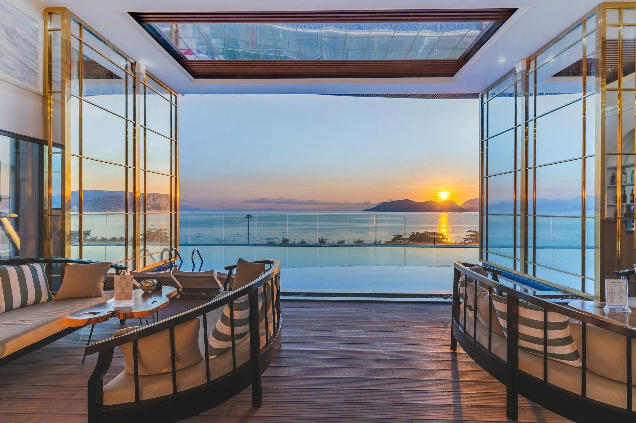 Combo Nha Trang 4N3Đ – Bay Vietjet + Lavague Hotel Nha Trang 4★