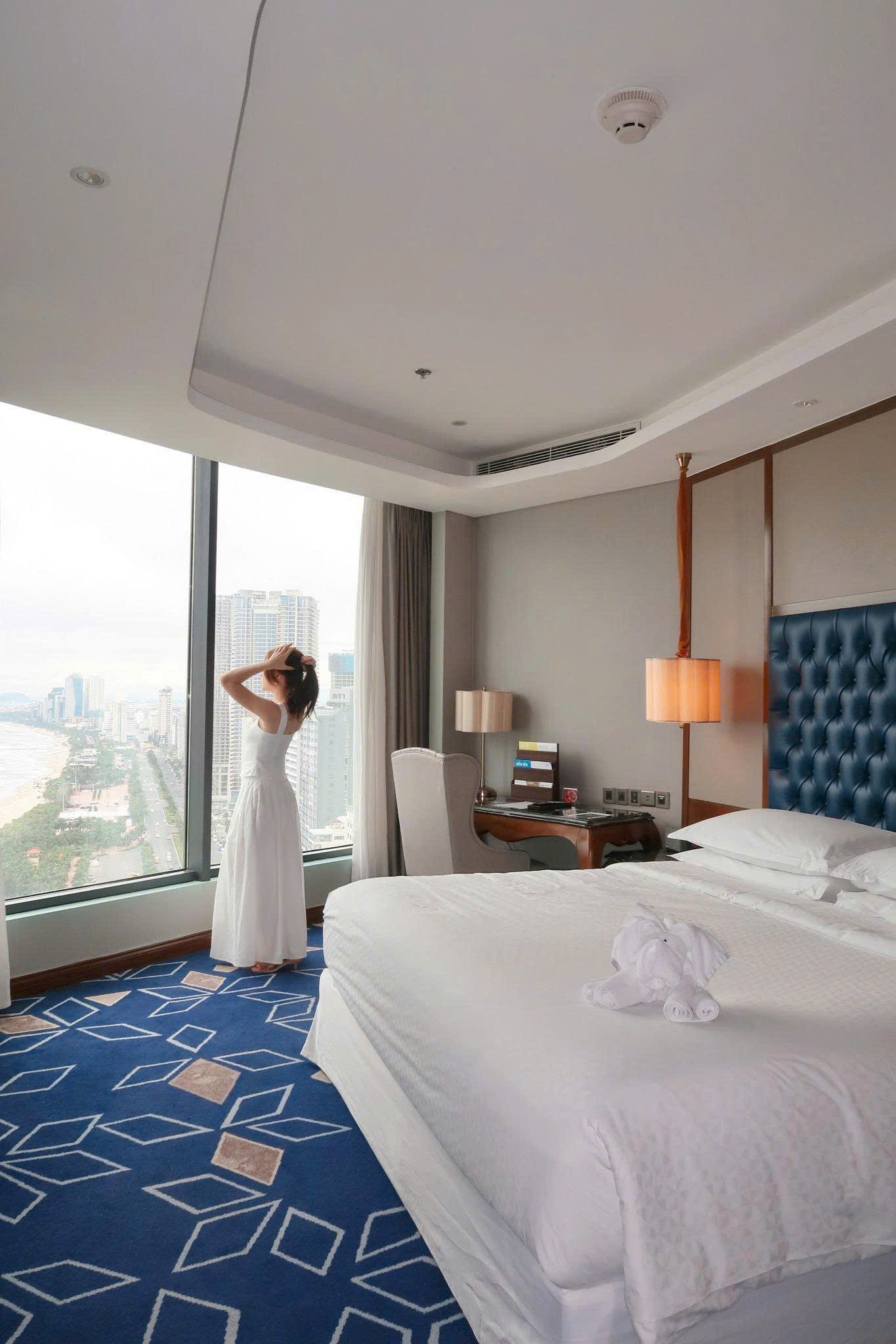 Combo Four Points by Sheraton Đà Nẵng 5⭐ – Vé máy bay & nghỉ dưỡng cao cấp