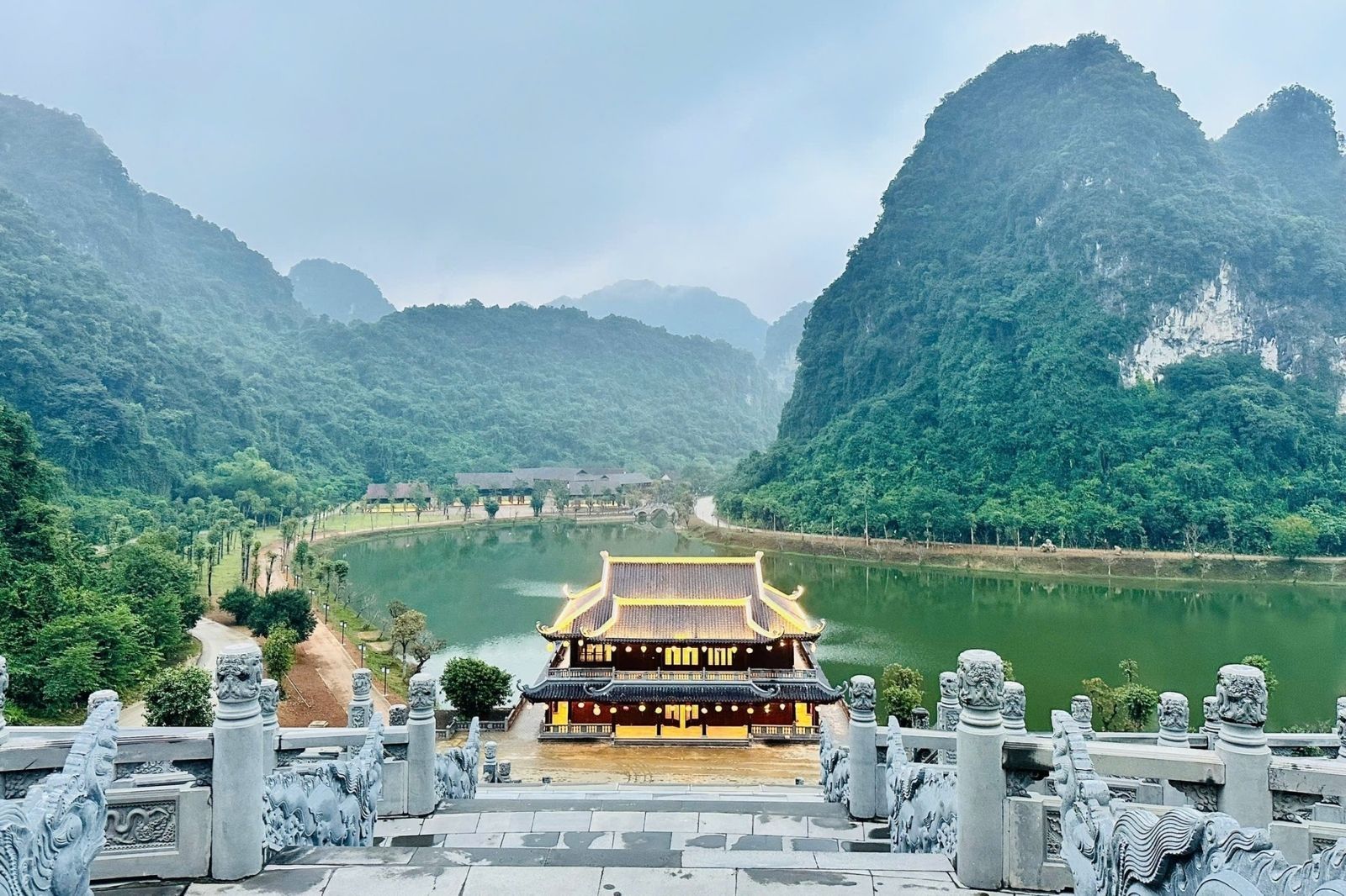 Tour Địa Tạng Phi Lai Tự – Chùa Cây Thị – Thung Ui 1 Ngày