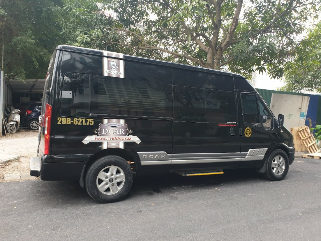 Cho Thuê Xe Dcar Limousine 9 Chỗ Tại Hà Nội – Đẳng Cấp & Tiện Nghi