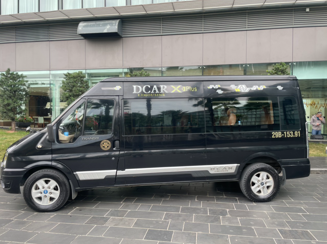 Cho Thuê Xe Dcar Limousine 9 Chỗ Tại Hà Nội – Đẳng Cấp & Tiện Nghi