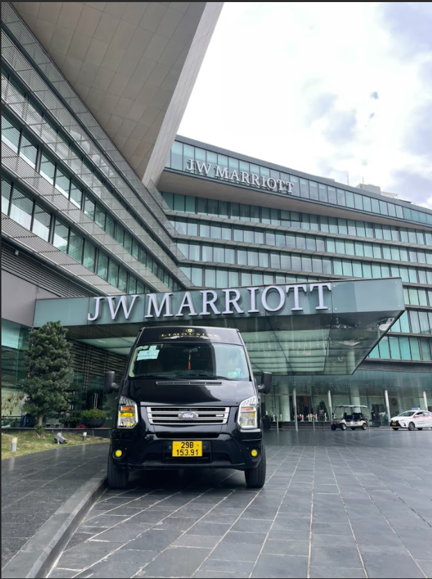 Cho Thuê Xe Dcar Limousine 9 Chỗ Tại Hà Nội – Đẳng Cấp & Tiện Nghi