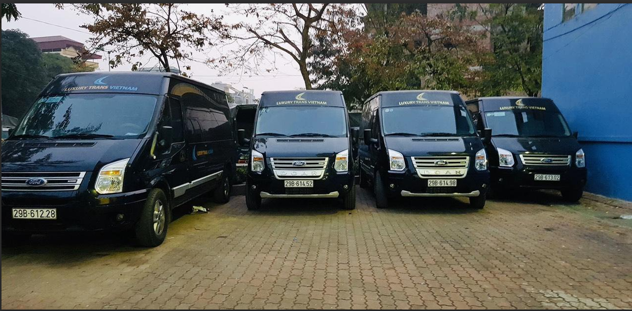 Cho Thuê Xe Dcar Limousine 9 Chỗ Tại Hà Nội – Đẳng Cấp & Tiện Nghi