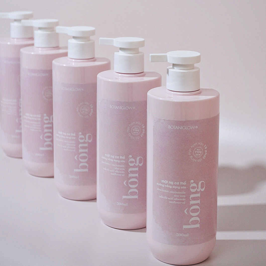 Mặt Nạ Cơ Thể Dạng Sữa Dưỡng Da Sáng Mịn Niacinamide & Bơ Hạt Mỡ | Whitening Body Mask Botaniglow