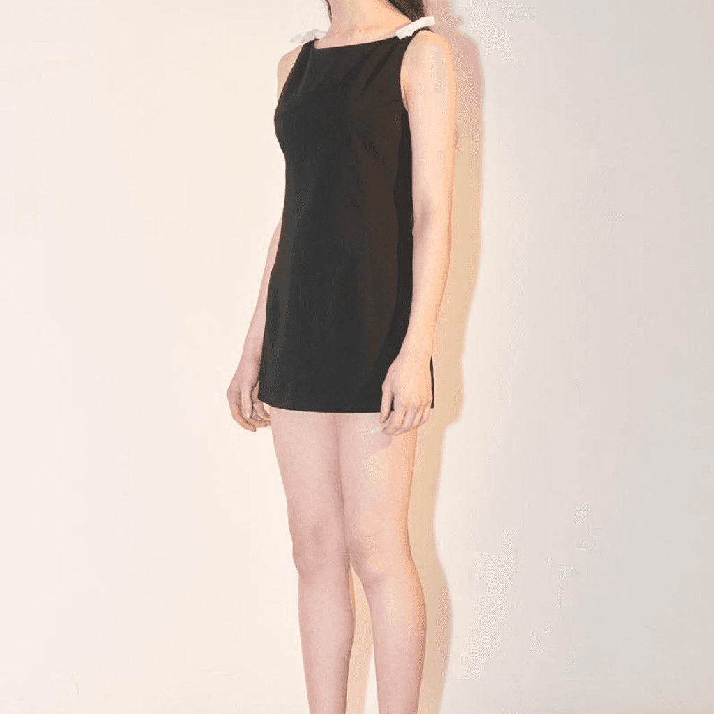 RIBBON SLEEVELESS ONE PIECE WHITE