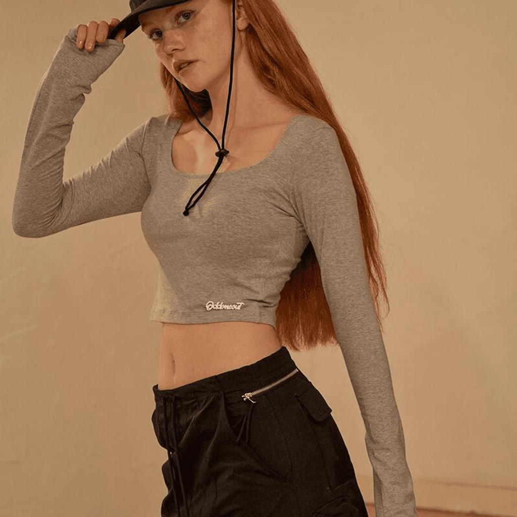CỔ CHỮ U TAY ÁO XÁM