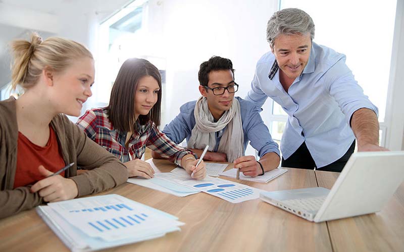 Thực Tập Sinh Marketing