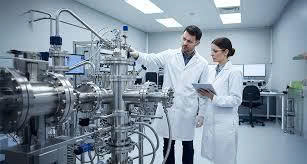 Hệ thống chân không Edwards cho môi trường phân tích.