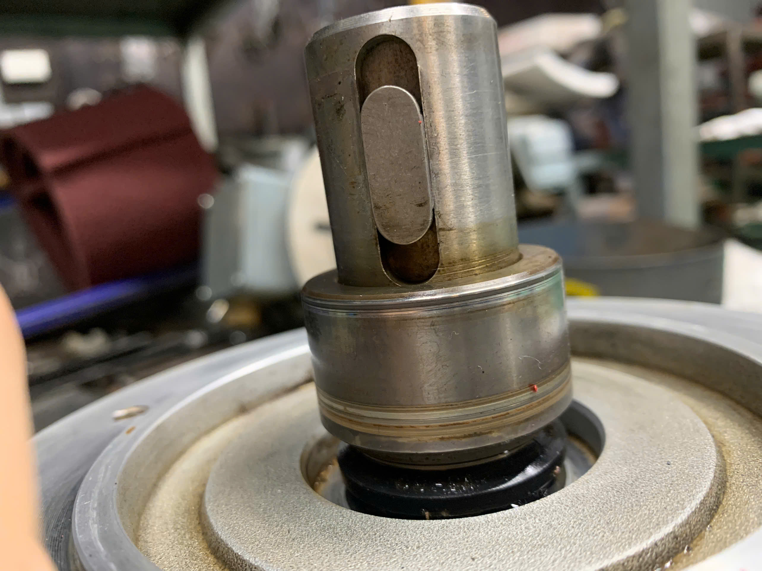 Dịch vụ sửa chữa bơm hút chân không khô hiệu Edwards GV80 – Chất lượng , nhanh chóng , hiệu quả .