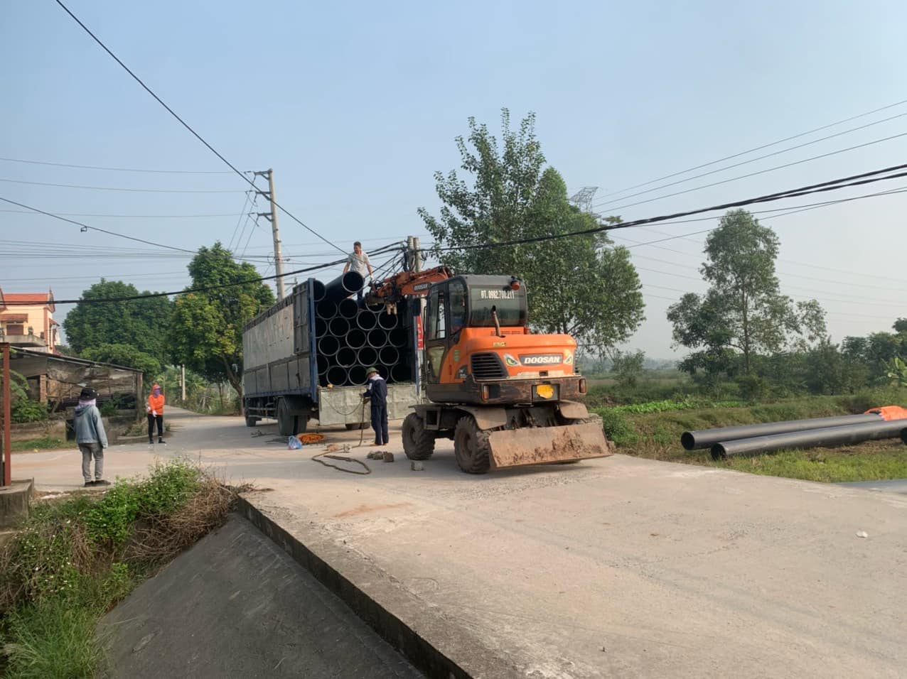 Hàng cập bến dự án tại khoái Châu, Hưng Yên