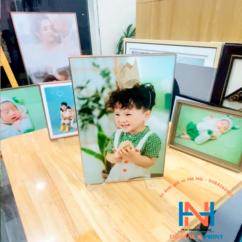 ẢNH ĐỂ BÀN 2 MẶT TRÁNG GƯƠNG THỦY TINH KHUNG NHÔM CAO CẤP