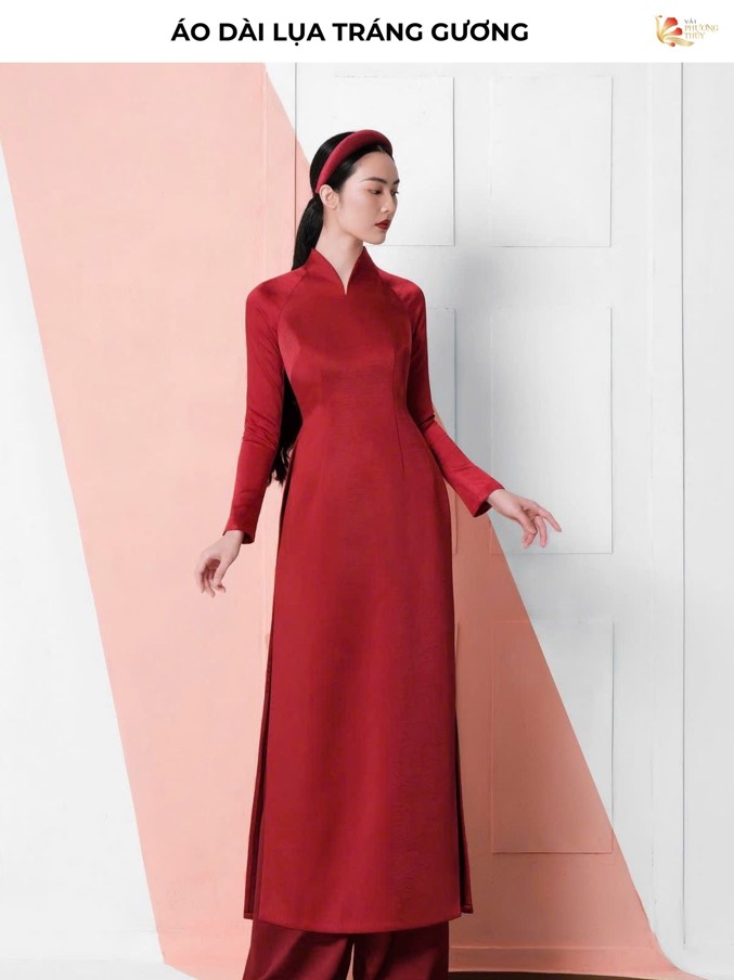 Áo dài lụa tráng gương Valentino