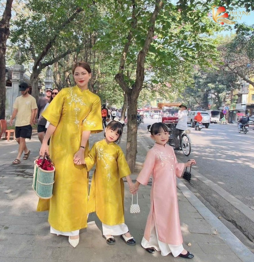 Mẫu áo dài bé gái đẹp 