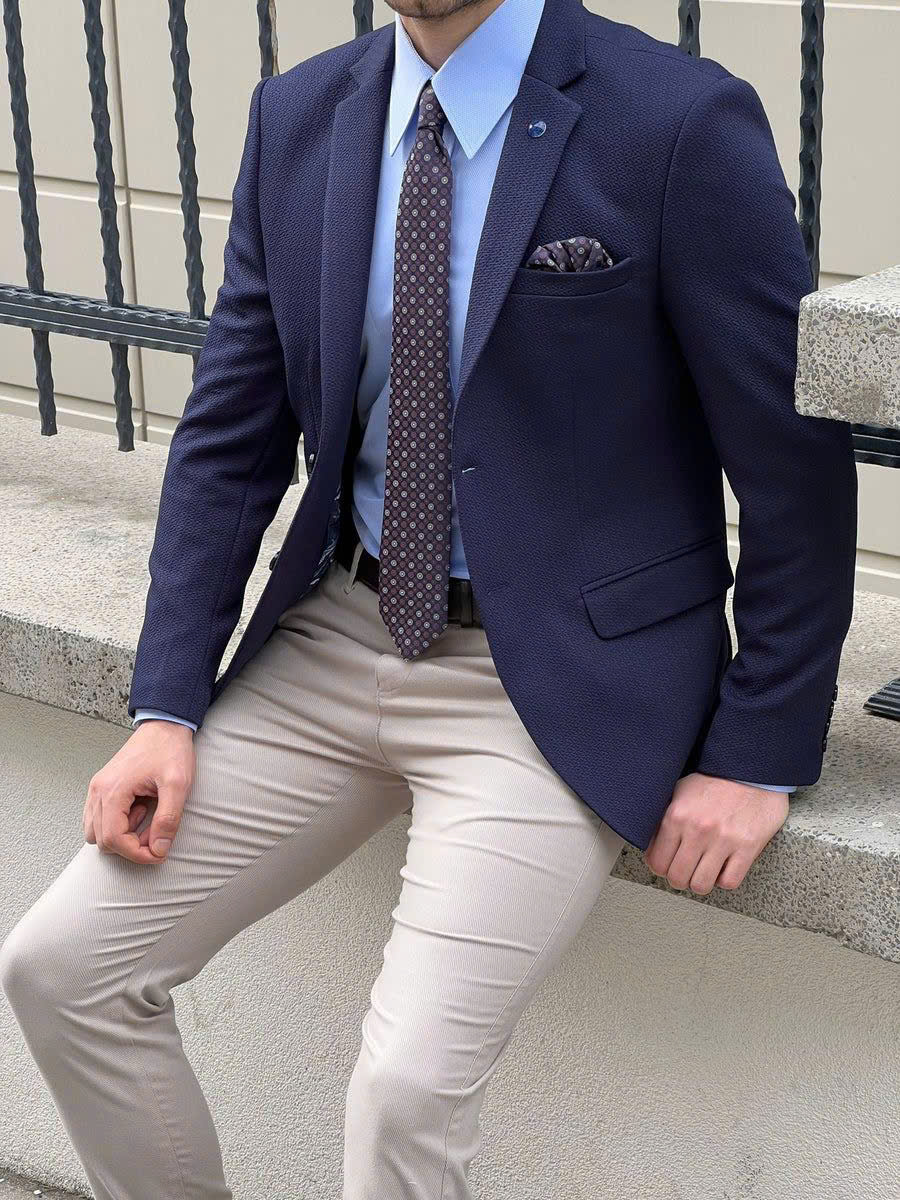 Blazer vải raymond mềm mại, lịch lãm, phù hợp cho các buổi tiệc và sự kiện công sở cao cấp