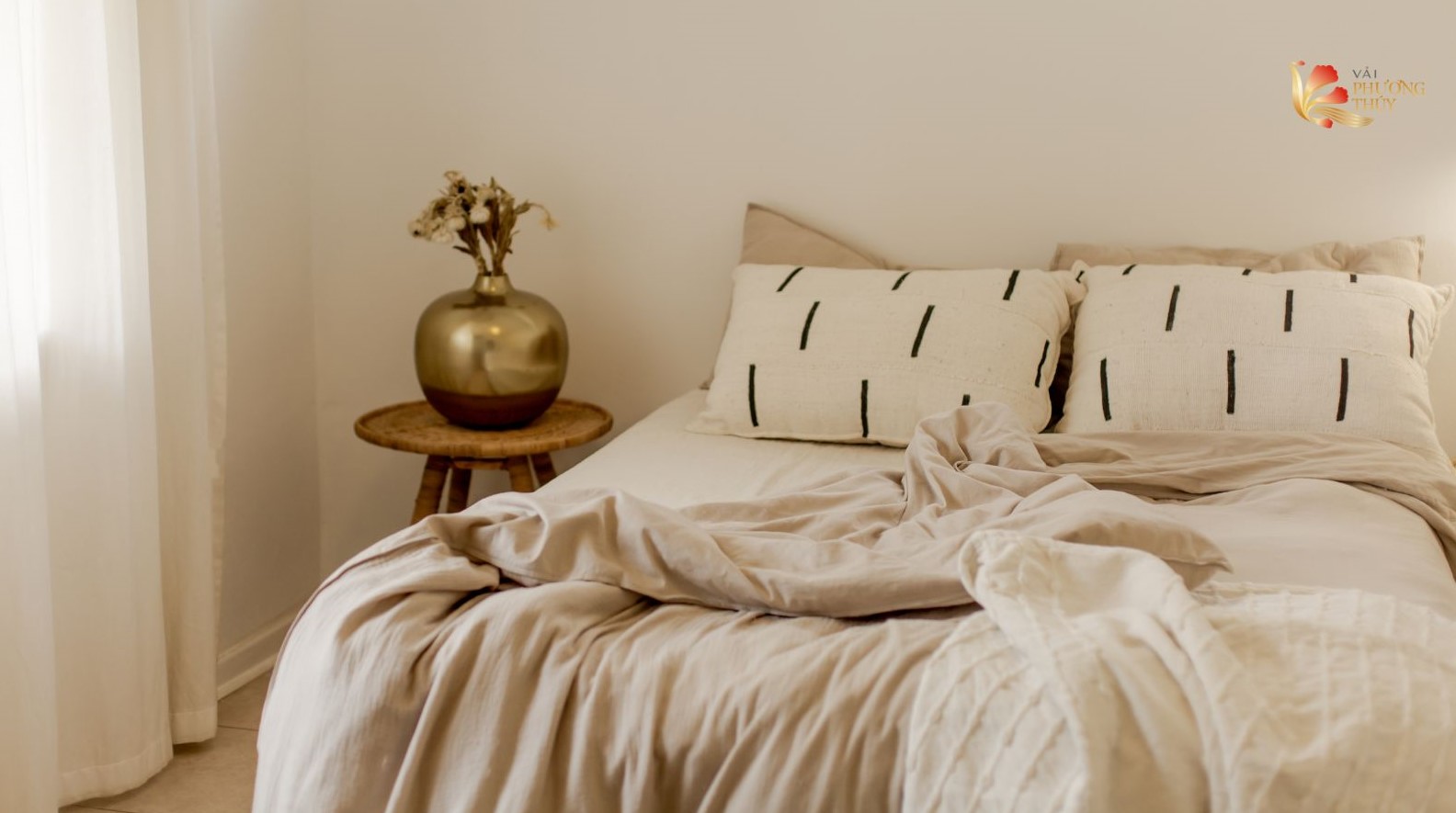 Vải linen là vải gì. Ứng dụng trong nội thất, rèm cửa, ga giường, khăn trải bàn linen