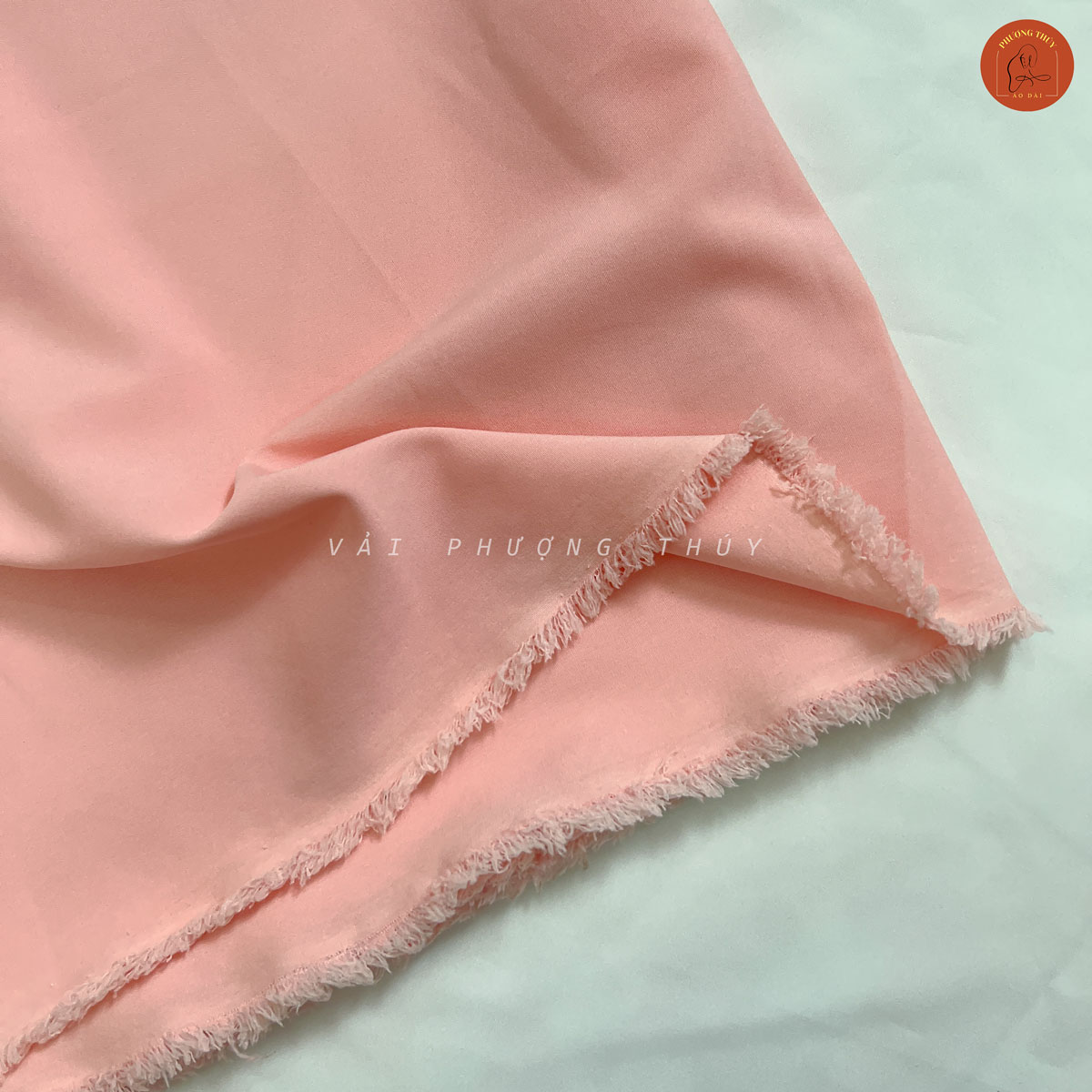 Lụa 100D dùng may đồ bộ, váy maxi, đồ ngủ đều rất thoải mái