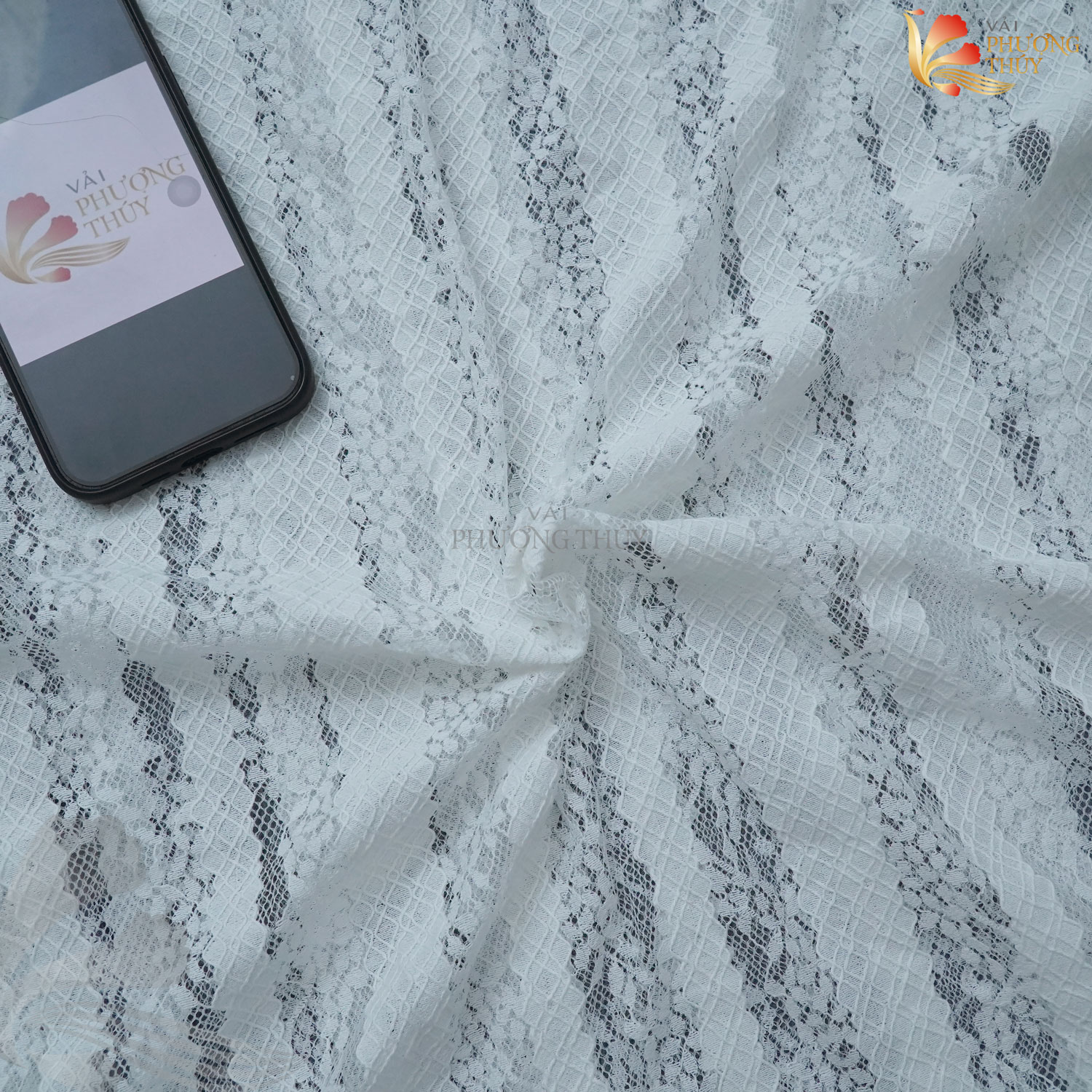 Hình ảnh vải ren Phượng Thúy