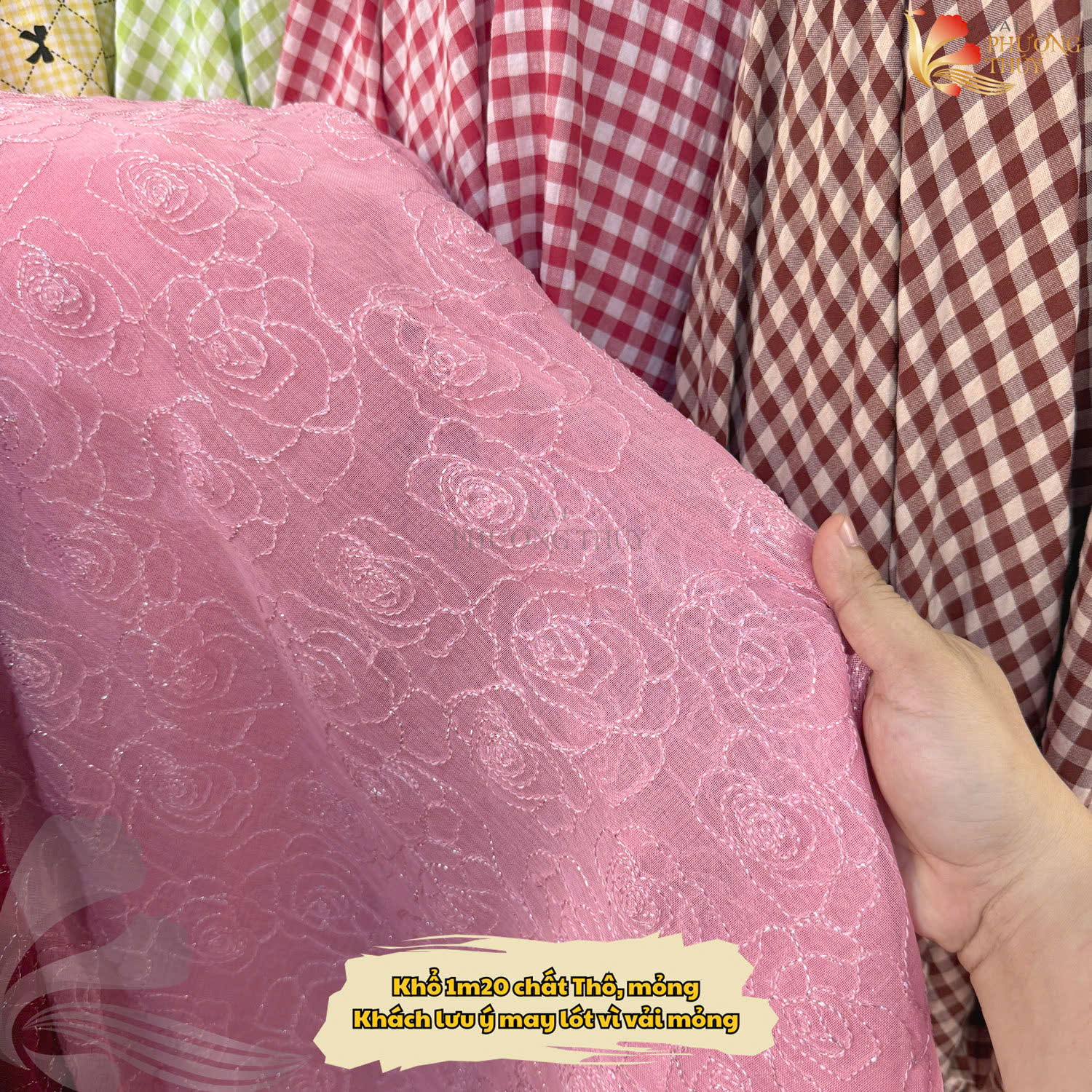 Vải thô ren thêu hoa hồng Phượng Thúy màu hồng