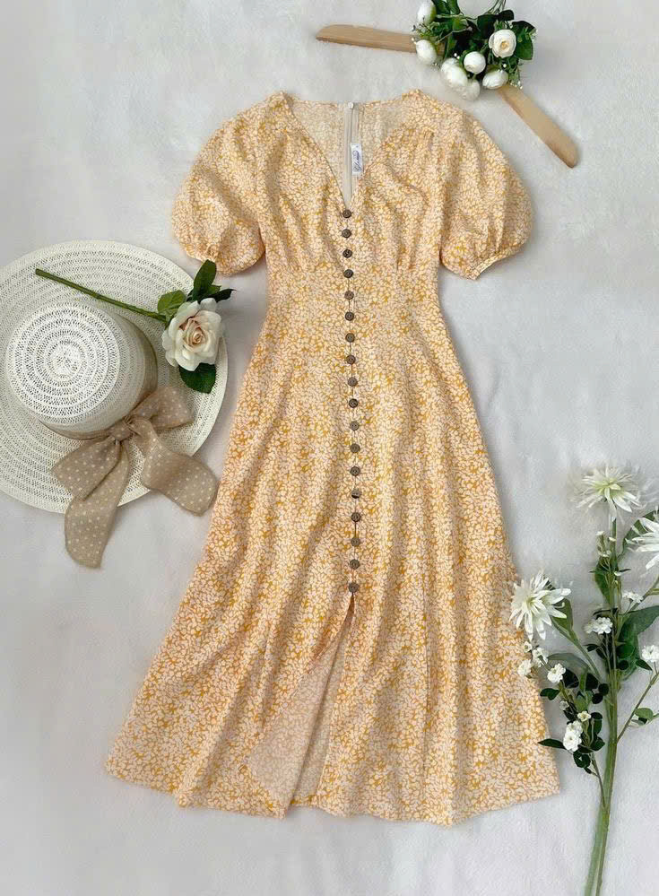 Mẹo phối đồ với váy voan chiffon hoa nhí