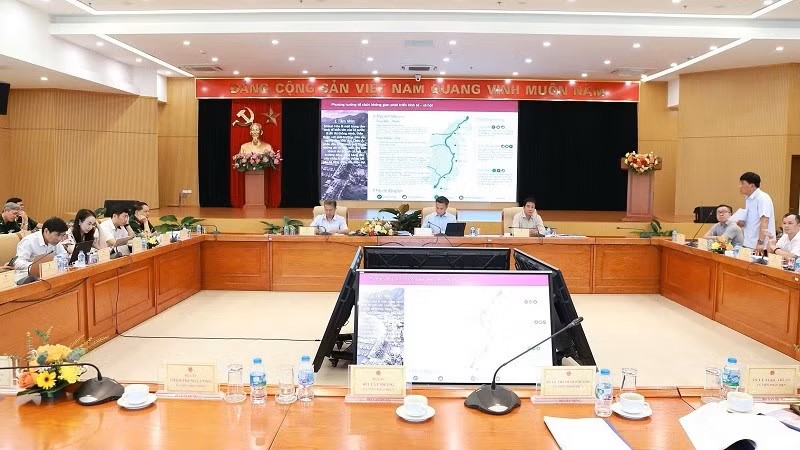 Khánh Hòa phấn đấu trở thành trung tâm kinh tế biển lớn của cả nước vào năm 2050