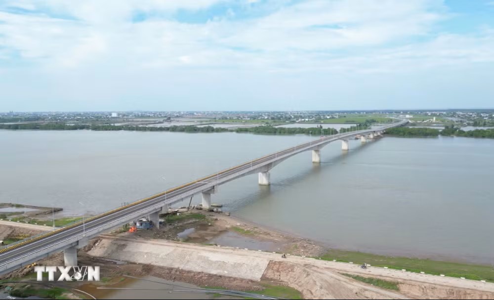 Từ bài phát biểu của Tổng Bí thư, Chủ tịch nước: Hưng Yên kết nối đồng bộ đất liền-biển