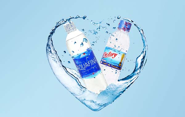 Khác biệt giữa nước tinh khiết Aquafina và Victory là gì?