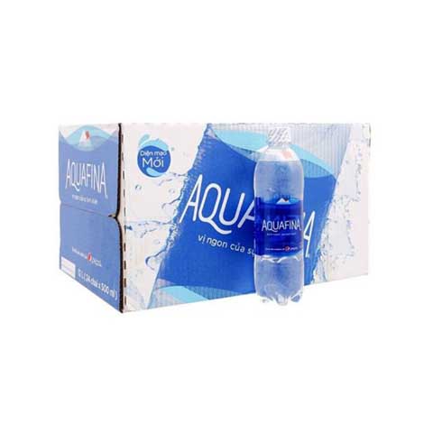 Thùng nước Aquafina 1.5L