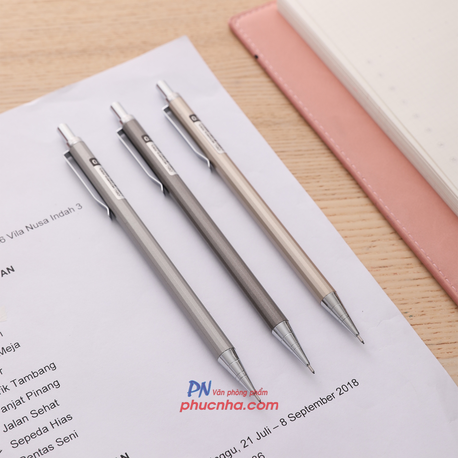 Bút chì bấm kim loại Deli 6490 0,5mm (36)