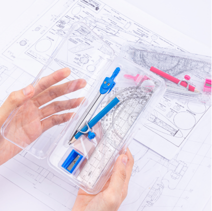 Bộ dụng cụ học sinh hộp nhựa thuớc, compa Deli H600 (12)