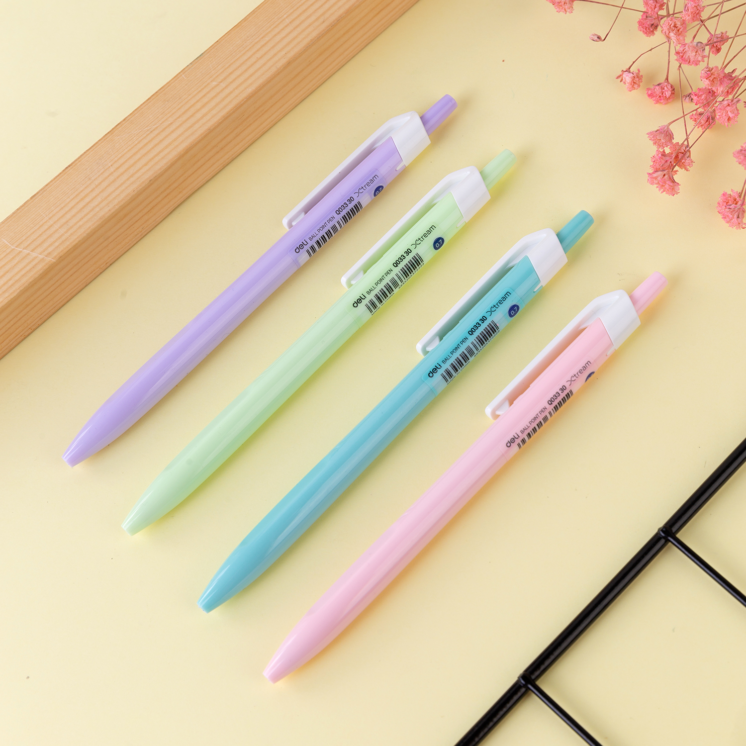 Bút bi Deli Q03336 0.7mm pastel (50)