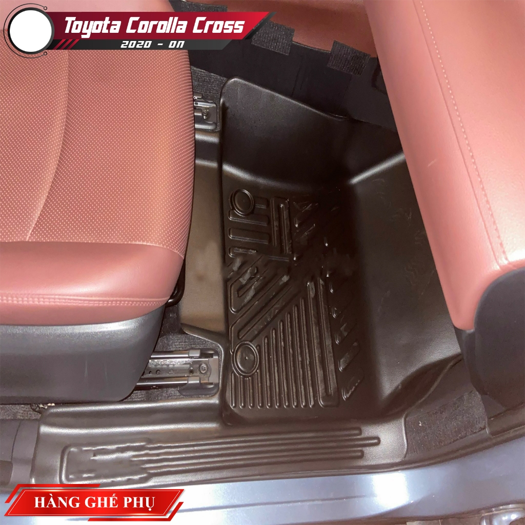 Thảm lót sàn ô tô Toyota Corolla Cross 2020-2024 bằng TPE tràn viền bậc cửa an toàn cao cấp