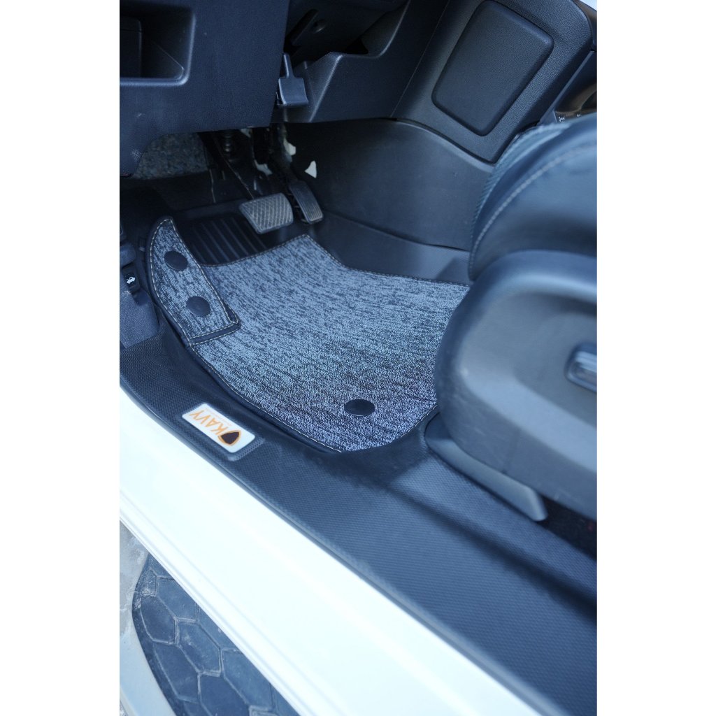 Thảm lót sàn xe ô tô Ford Ranger 2022-2024 đúc nguyên khối TPE chống trơn trượt tràn viền bậc cửa