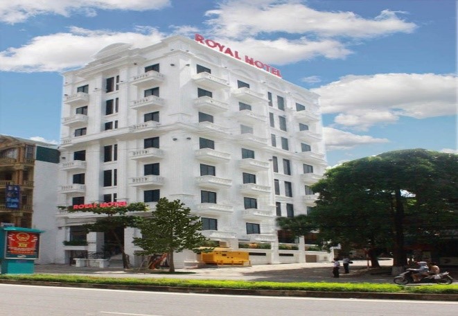 Khách sạn Royal