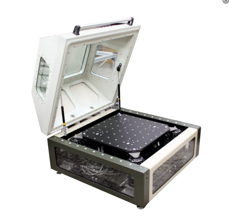 Buồng kiểm tra độ tin cậy vệ tinh không gian