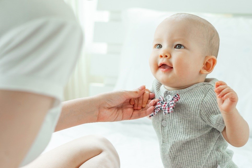 Yến sào cho bé: Trẻ em ăn yến có tốt không? Trẻ mấy tuổi ăn được yến?