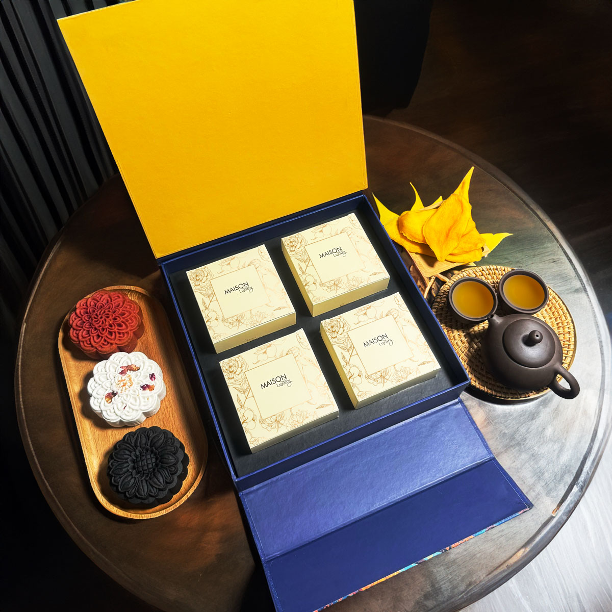 Bánh trung thu Maison - Hạc Vũ 1