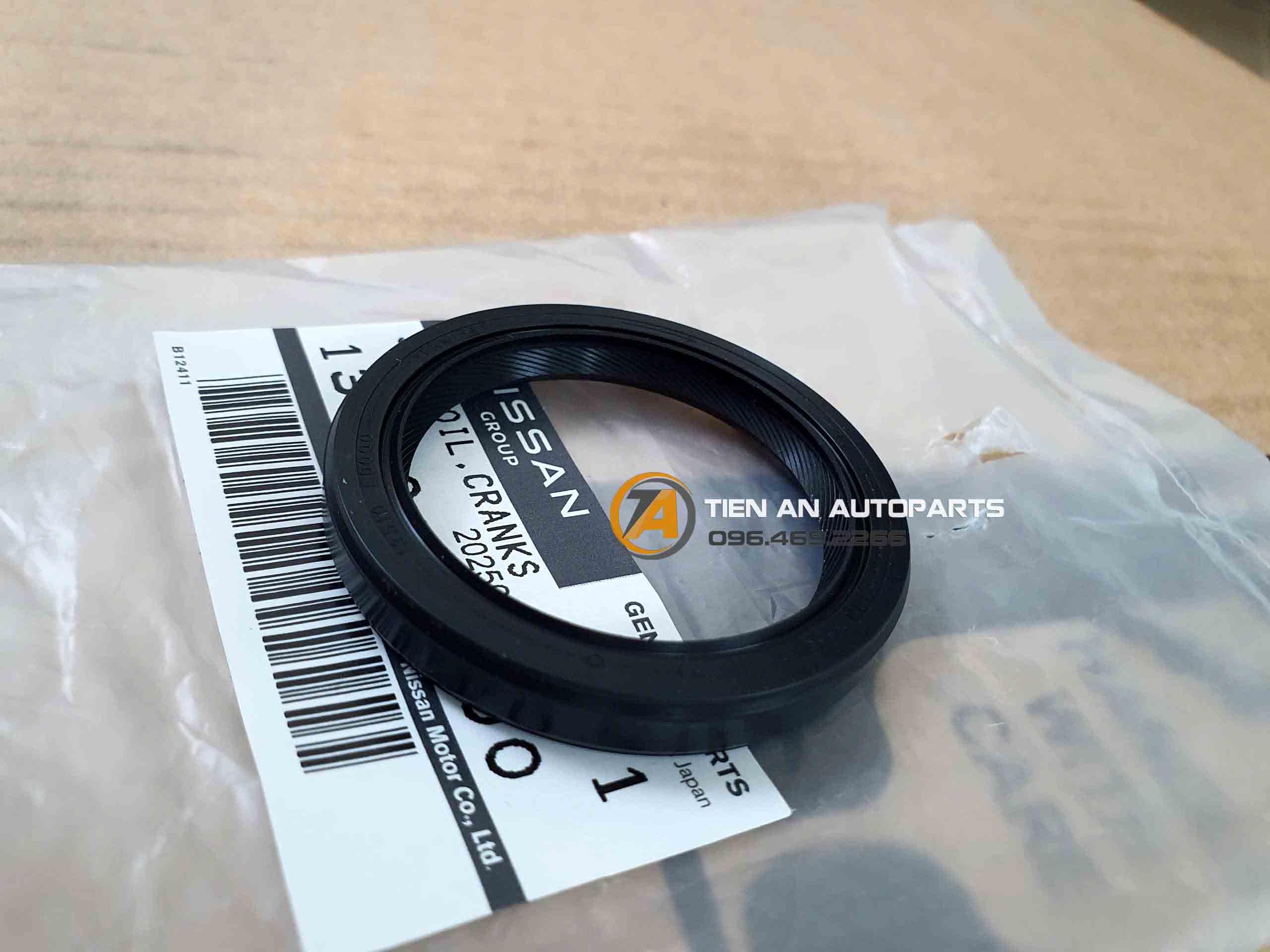 Phớt Đầu Trục Cơ Nissan Almera – Mã 13510-ED000 | Phụ Tùng Ô Tô Tiến An