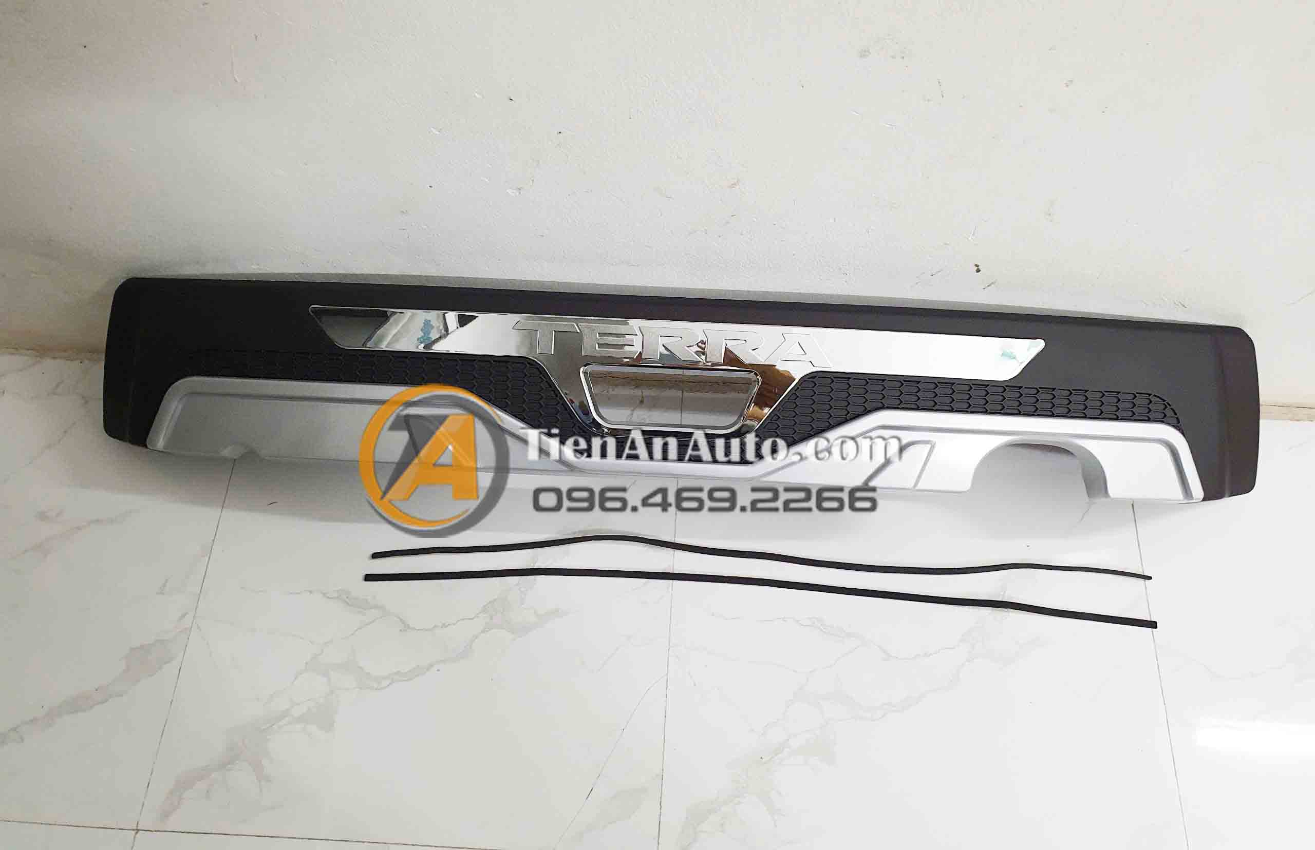 Ốp Cản Trước &amp; Ốp Cản Sau Nissan Terra | Phụ Tùng Ô Tô Tiến An