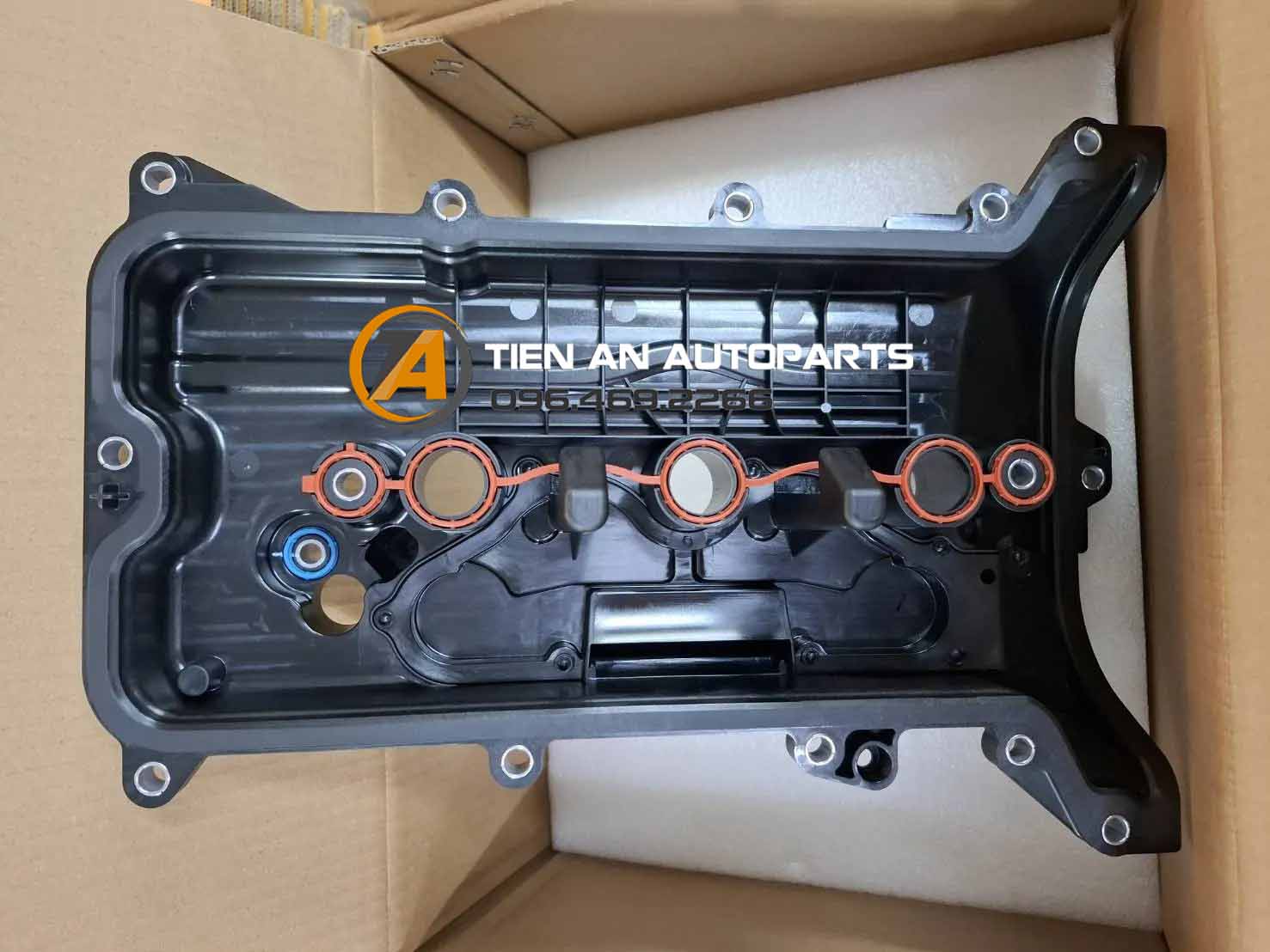 Nắp Giàn Cò (Nắp Che Động Cơ) Nissan Almera – 13264-5EK0A | Phụ Tùng Ô Tô Tiến An