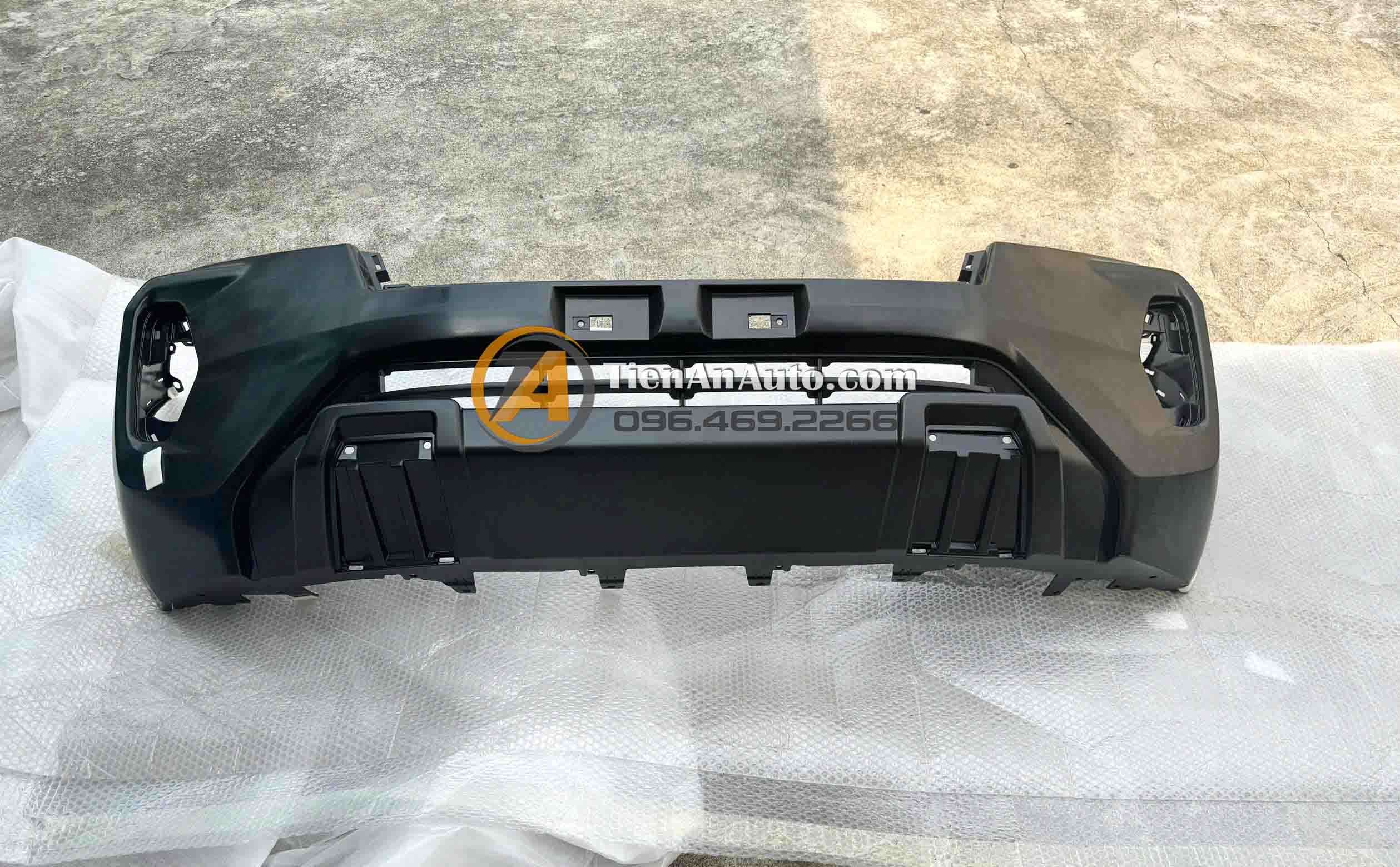 Cản Trước Nissan Navara 2021–2025 – Mã 62022-6KM0H | Phụ Tùng Ô Tô Tiến An