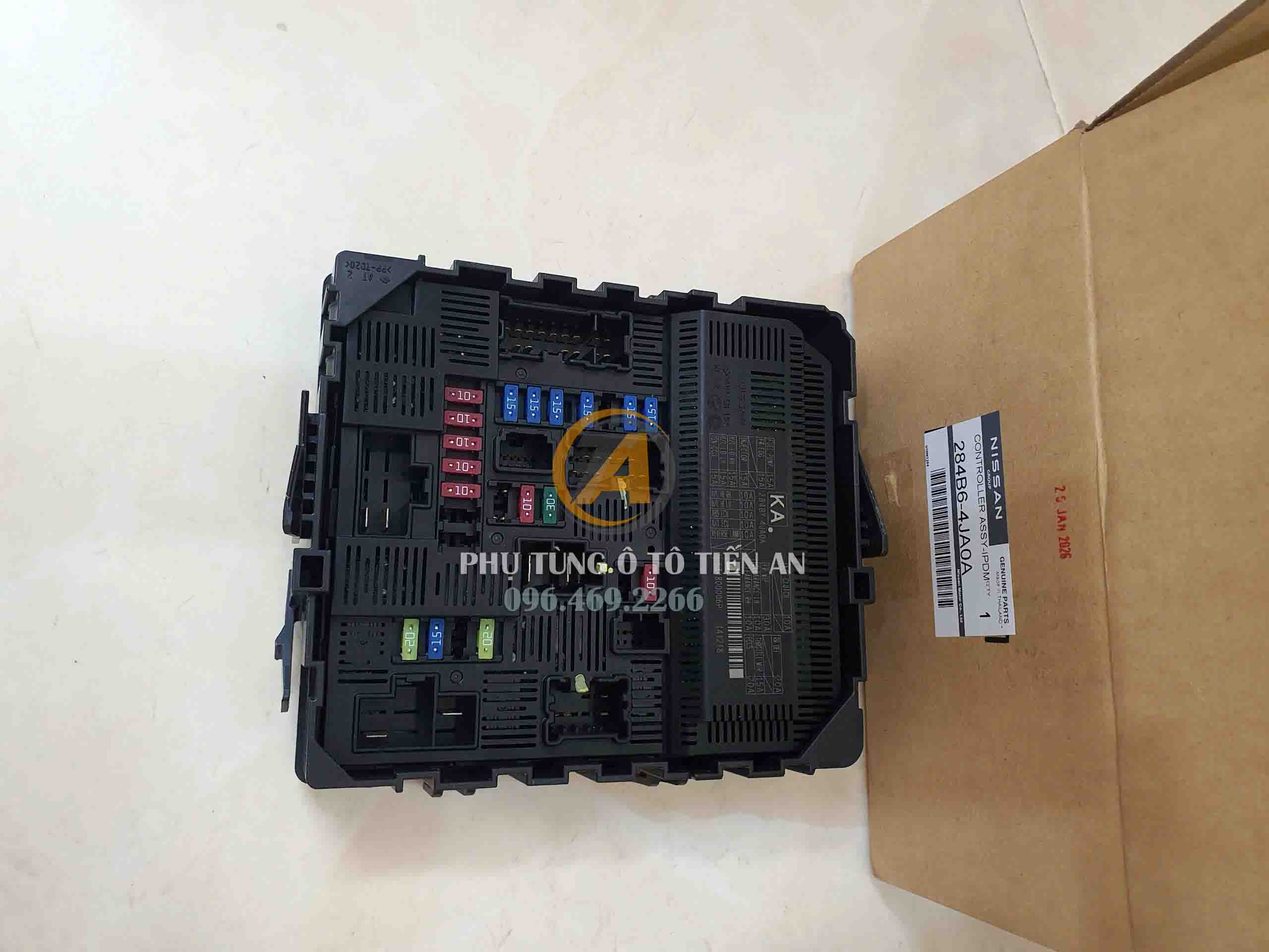 Hộp Cầu Chì IPDM Nissan Navara 284B6-4JA0A | Module IPDM Chính Hãng | Phụ Tùng Ô Tô Tiến An  ALT ảnh